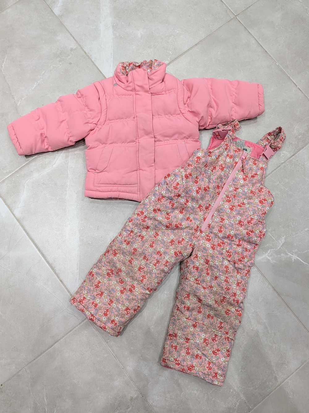 2/$50 OshKosh Pink Puffer Snowsuit Set – 2T